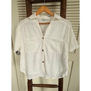 Love Tree Womens White Button Down Short Sleeve Shirt Pockets Casual M